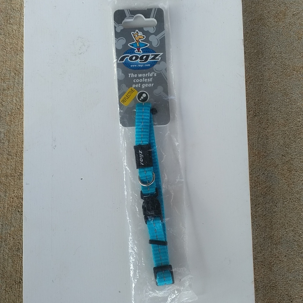Rogz Dog Collar small 8 - 12" turquoise reflective nwt Pom Yorkie Maltese